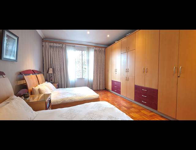2 BEDROOM APARTMENT FOR SALE IN NORTH BEACH